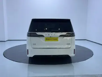 2022 Voyah Dreamer с пробегом 78 400 км