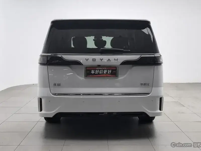 2022 Voyah Dreamer с пробегом 25 300 км