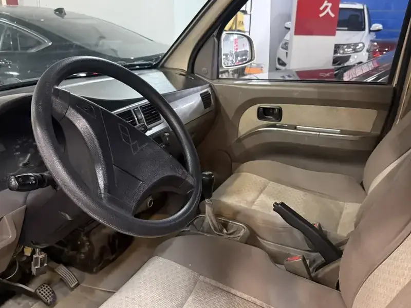 2012 Wuling Wuling Rongguang S с пробегом 63 000 км