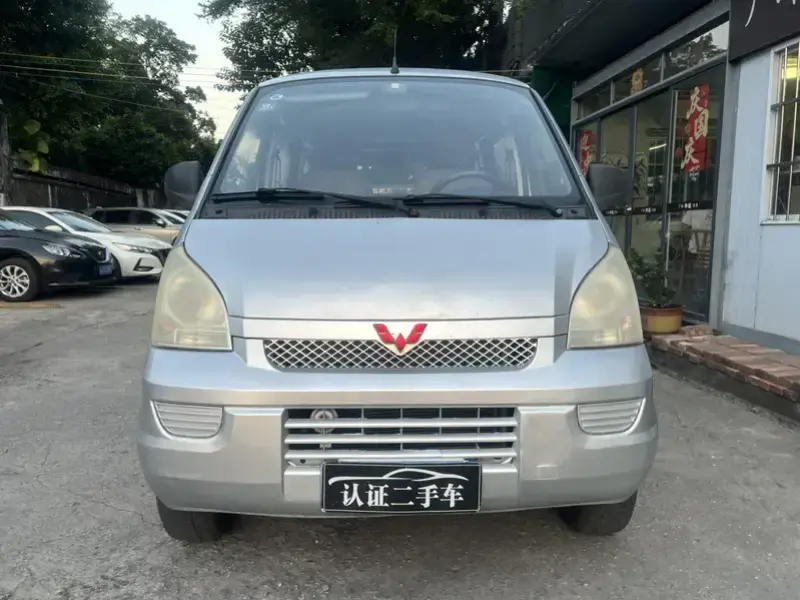 2017 Wuling Wuling Rongguang S с пробегом 121 000 км