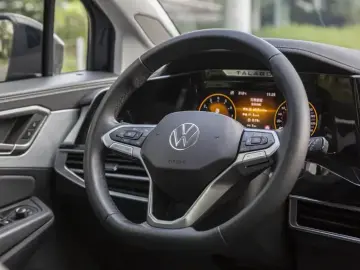 2024 Volkswagen YUZHONG 07 с пробегом 52 000 км