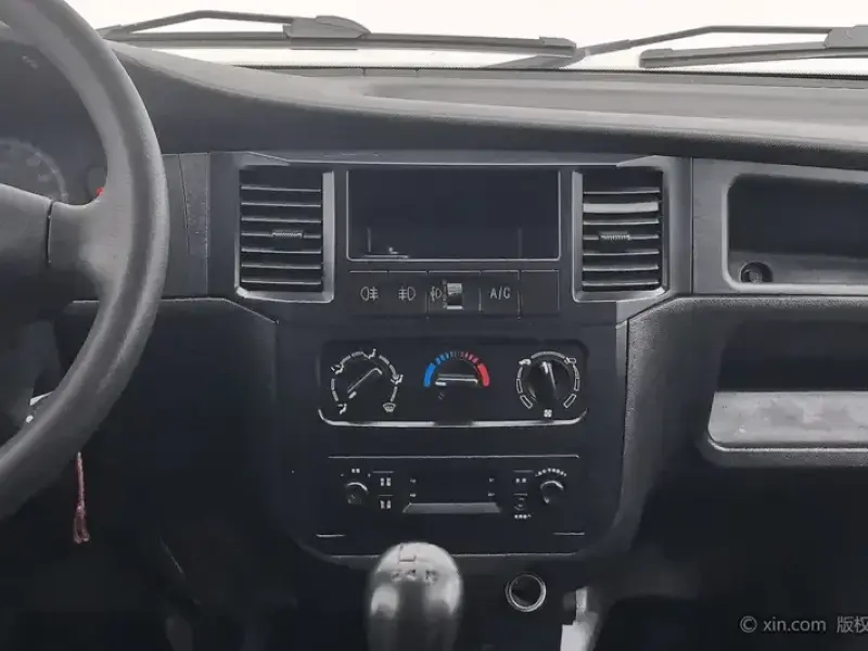 2015 Wuling Wuling Zhiguang с пробегом 75 800 км
