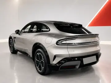 2025 Xiaomi Xiaomi SUV с пробегом 25 400 км