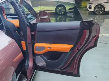 2025 Xiaomi Xiaomi SUV с пробегом 5 000 км
