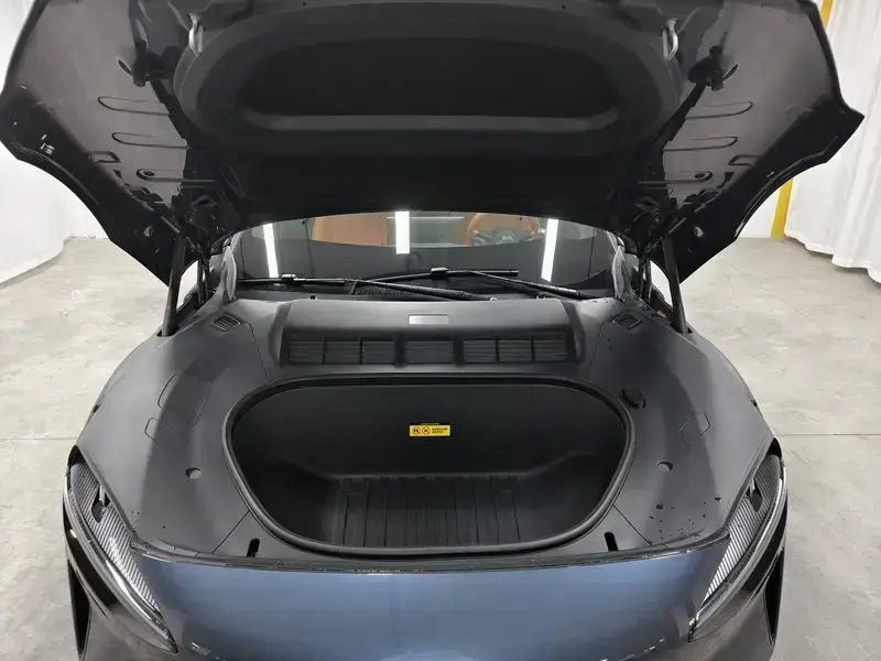 2025 Xiaomi Xiaomi SUV с пробегом 12 300 км
