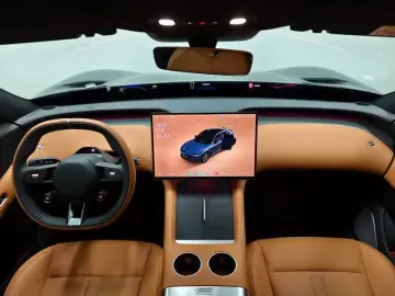 2025 Xiaomi Xiaomi SUV с пробегом 12 300 км