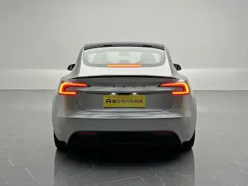 2023 Tesla Model 3 с пробегом 50 500 км
