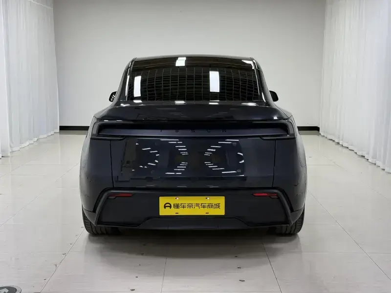 2026 Tesla Model Y с пробегом 15 500 км