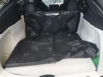 2025 Tesla Model Y с пробегом 74 000 км