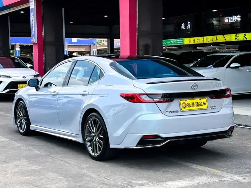 2024 Toyota Camry с пробегом 25 800 км