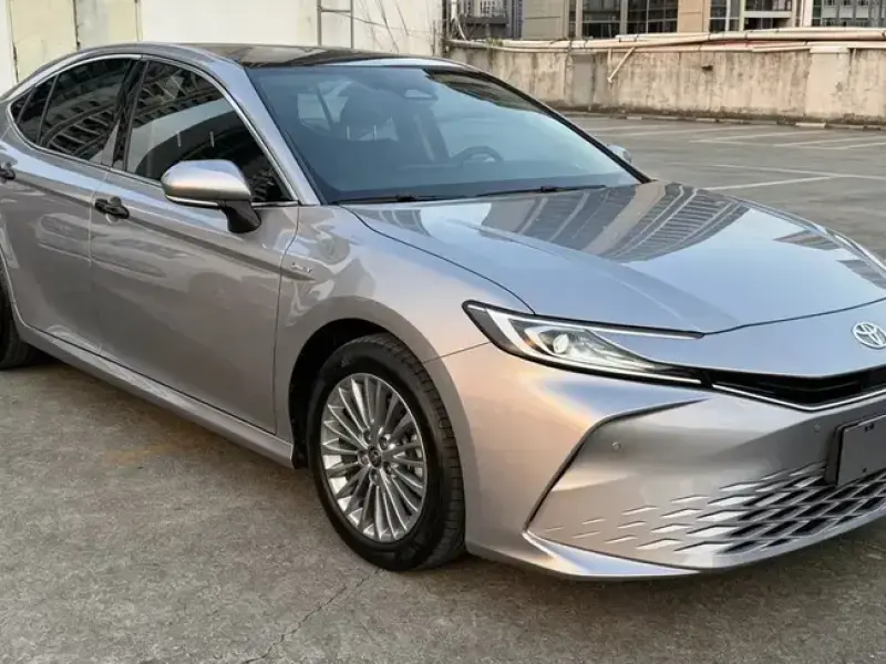 2024 Toyota Camry с пробегом 34 000 км