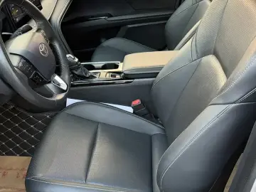 2024 Toyota Camry с пробегом 34 000 км