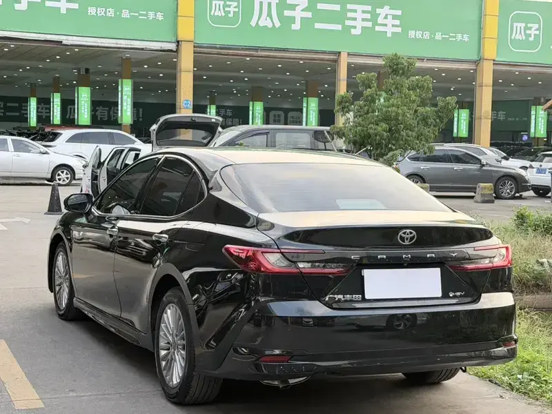 2024 Toyota Camry с пробегом 7 000 км
