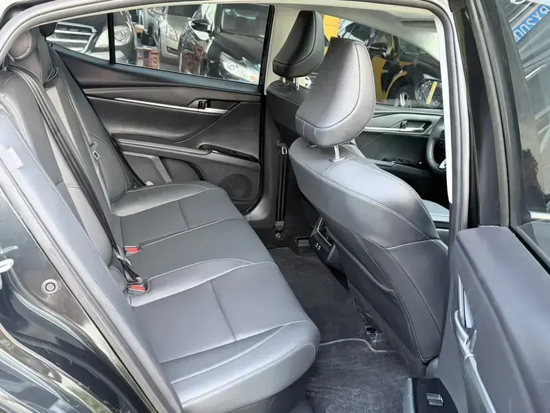 2024 Toyota Camry с пробегом 7 000 км