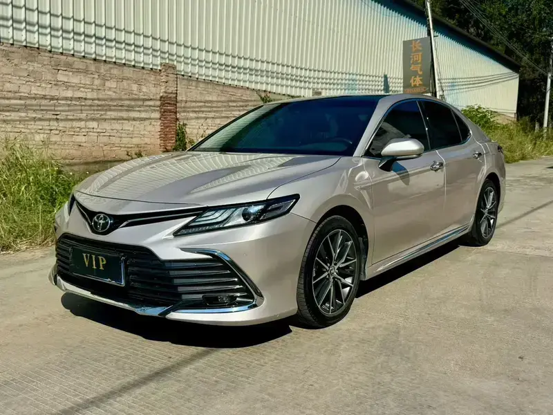 2023 Toyota Camry с пробегом 52 000 км