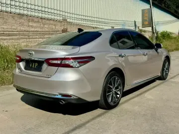 2023 Toyota Camry с пробегом 52 000 км