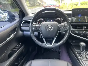 2023 Toyota Camry с пробегом 58 000 км