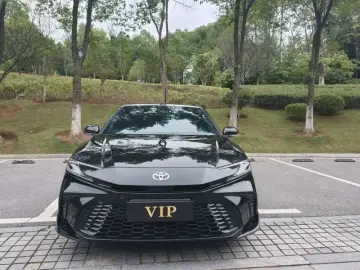 2024 Toyota Camry с пробегом 35 000 км