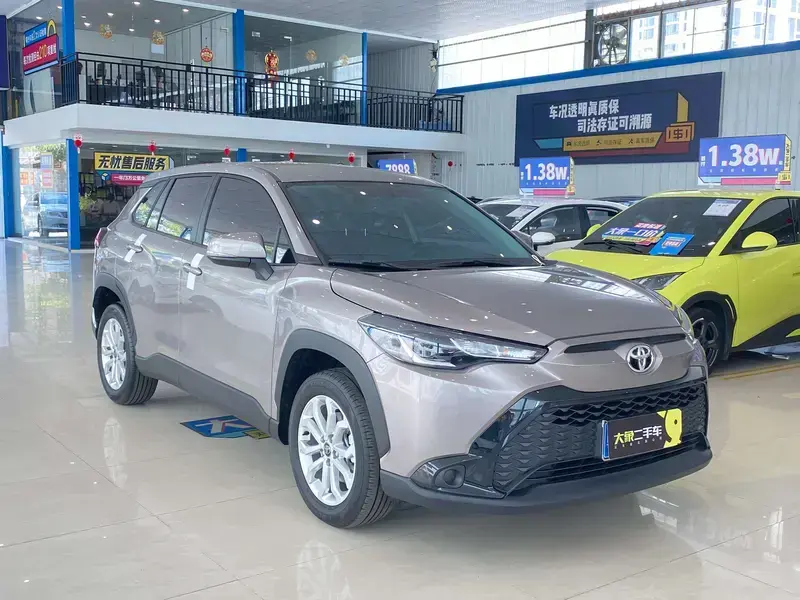 2023 Toyota Frontlander с пробегом 42 000 км