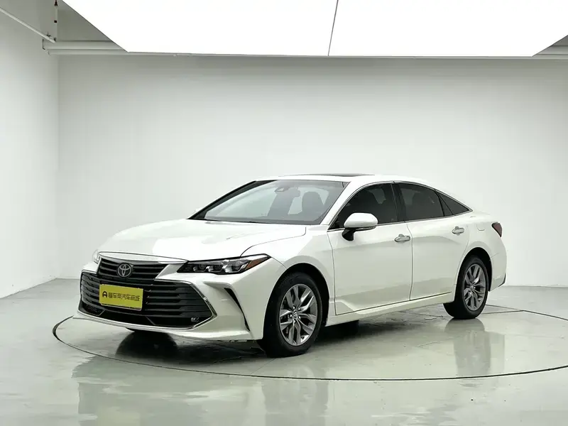 2019 Toyota Avalon с пробегом 45 000 км