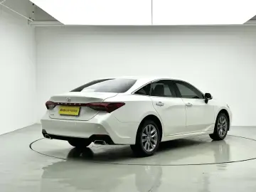 2019 Toyota Avalon с пробегом 45 000 км