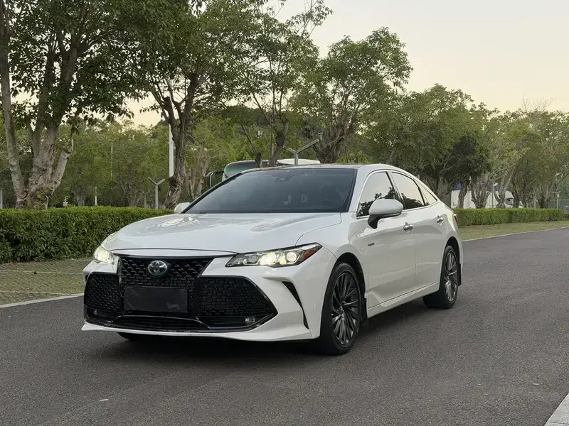 2019 Toyota Avalon с пробегом 119 000 км