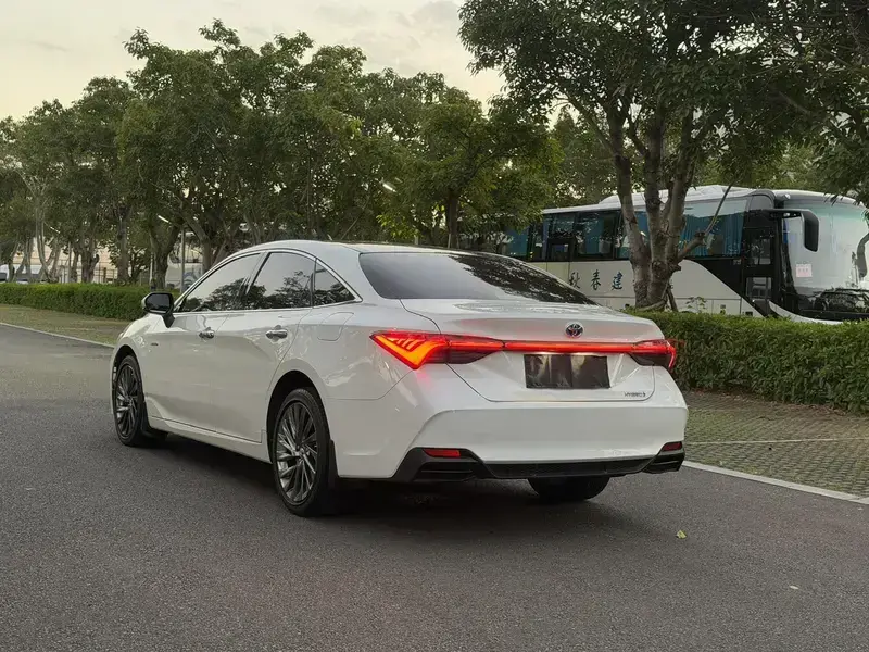 2019 Toyota Avalon с пробегом 119 000 км
