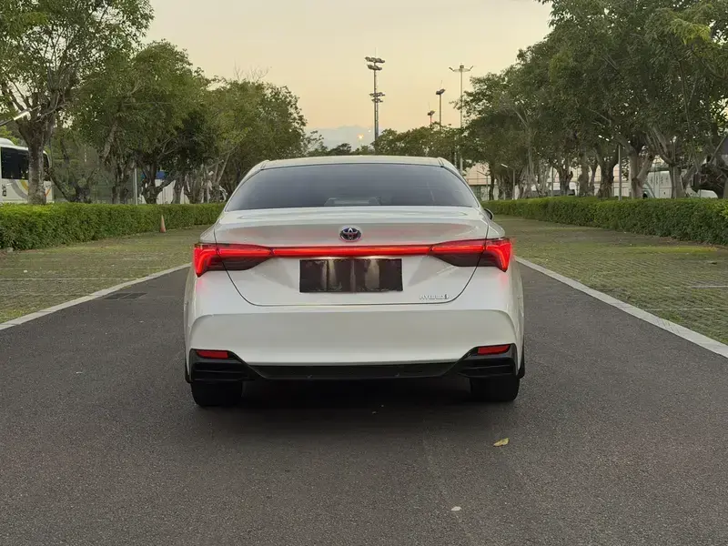2019 Toyota Avalon с пробегом 119 000 км