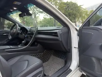 2019 Toyota Avalon с пробегом 119 000 км