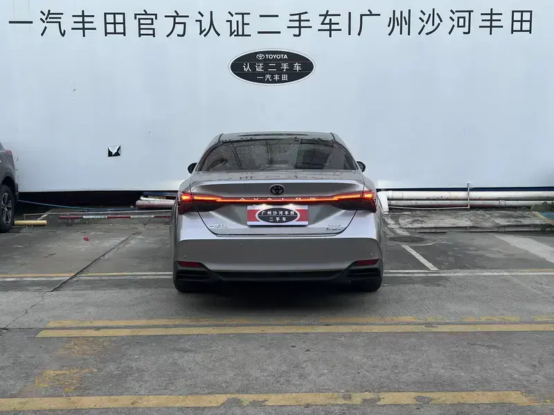 2024 Toyota Avalon с пробегом 18 000 км