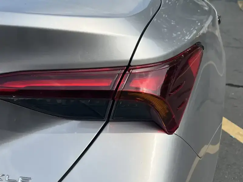 2024 Toyota Avalon с пробегом 18 000 км