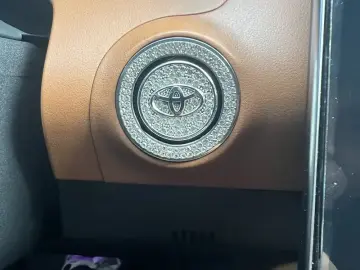 2024 Toyota Avalon с пробегом 18 000 км