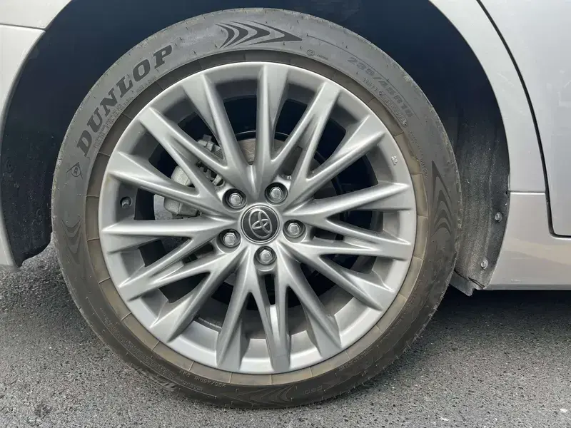 2024 Toyota Avalon с пробегом 18 000 км