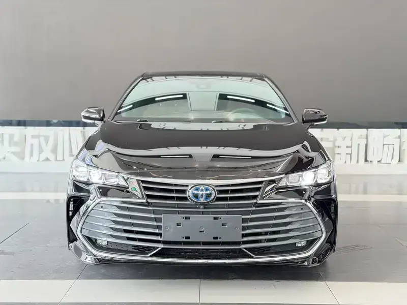 2019 Toyota Avalon с пробегом 102 000 км