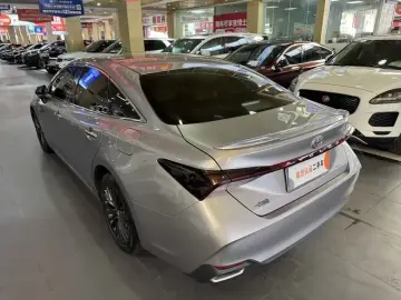 2019 Toyota Avalon с пробегом 71 000 км