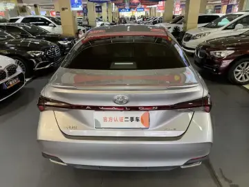 2019 Toyota Avalon с пробегом 71 000 км