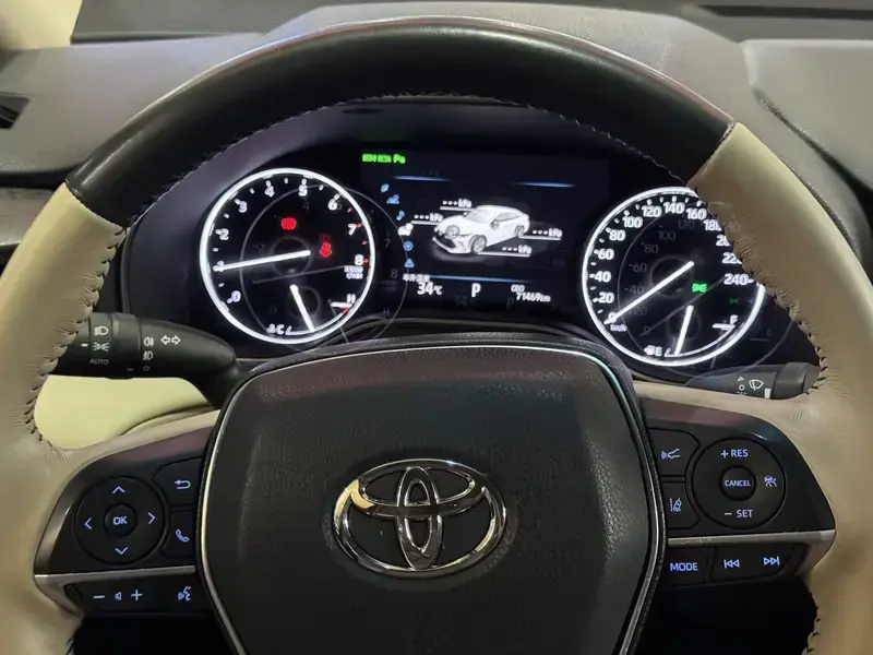 2019 Toyota Avalon с пробегом 71 000 км