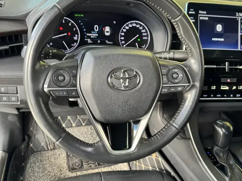 2019 Toyota Avalon с пробегом 93 000 км
