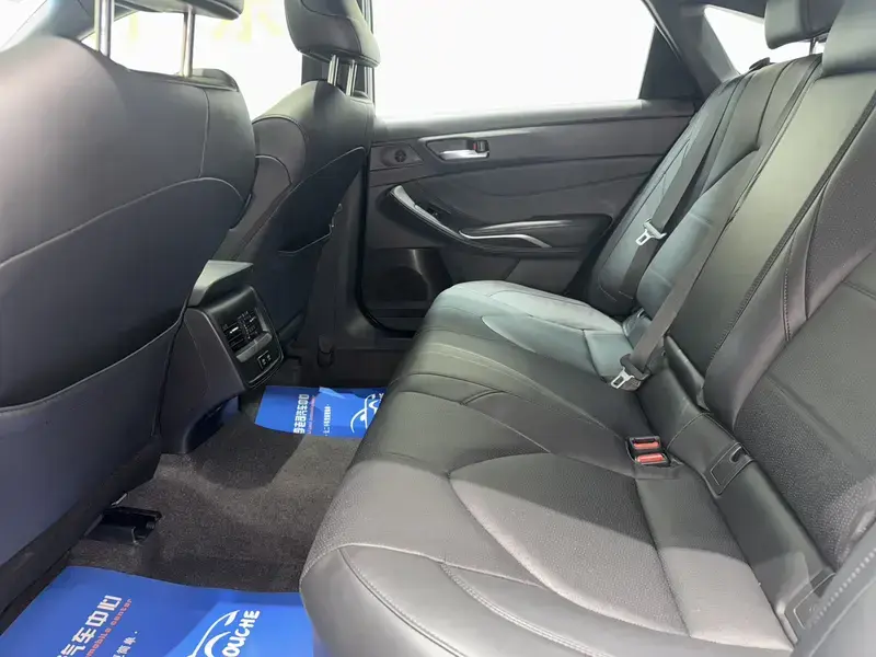 2019 Toyota Avalon с пробегом 76 800 км