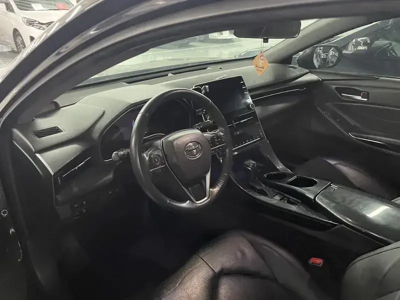 2019 Toyota Avalon с пробегом 82 500 км