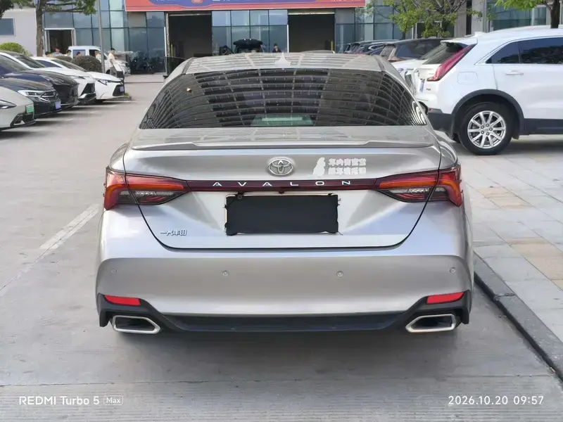 2021 Toyota Avalon с пробегом 96 000 км