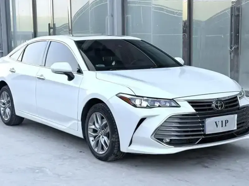 2021 Toyota Avalon с пробегом 56 000 км
