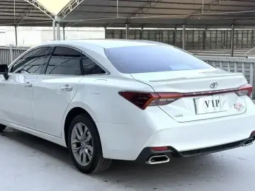 2021 Toyota Avalon с пробегом 56 000 км