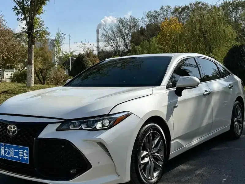 2019 Toyota Avalon с пробегом 75 000 км