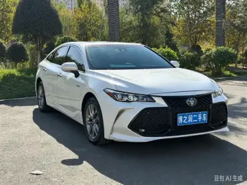 2019 Toyota Avalon с пробегом 75 000 км