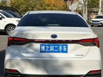 2019 Toyota Avalon с пробегом 75 000 км