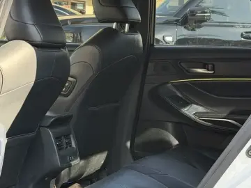 2019 Toyota Avalon с пробегом 75 000 км