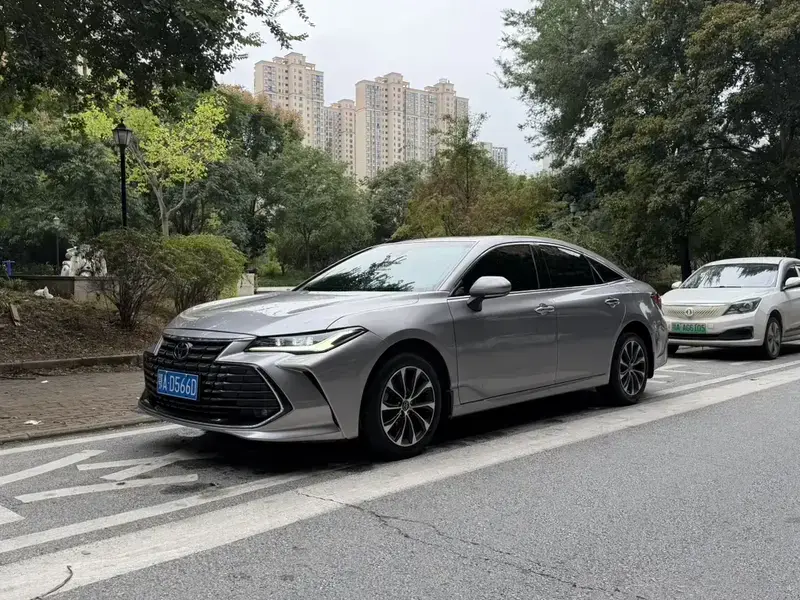 2022 Toyota Avalon с пробегом 87 000 км
