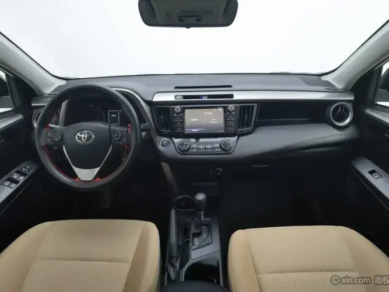 2019 Toyota RAV4 с пробегом 67 600 км