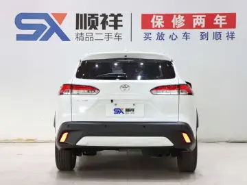 2024 Toyota Corolla Cross с пробегом 8 900 км